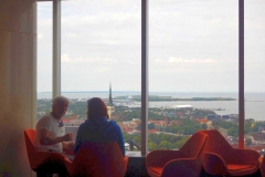 Kaffee trinken im Swissôtel Tallinn 30 OG